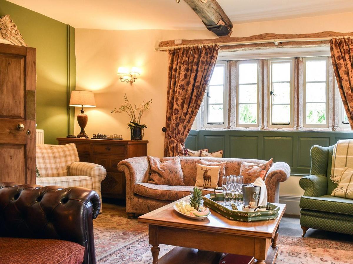 Lea Hall Farmhouse Tissington Bagian luar foto