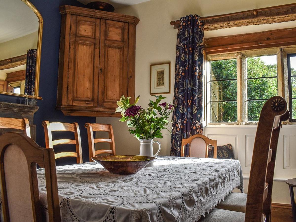 Lea Hall Farmhouse Tissington Bagian luar foto